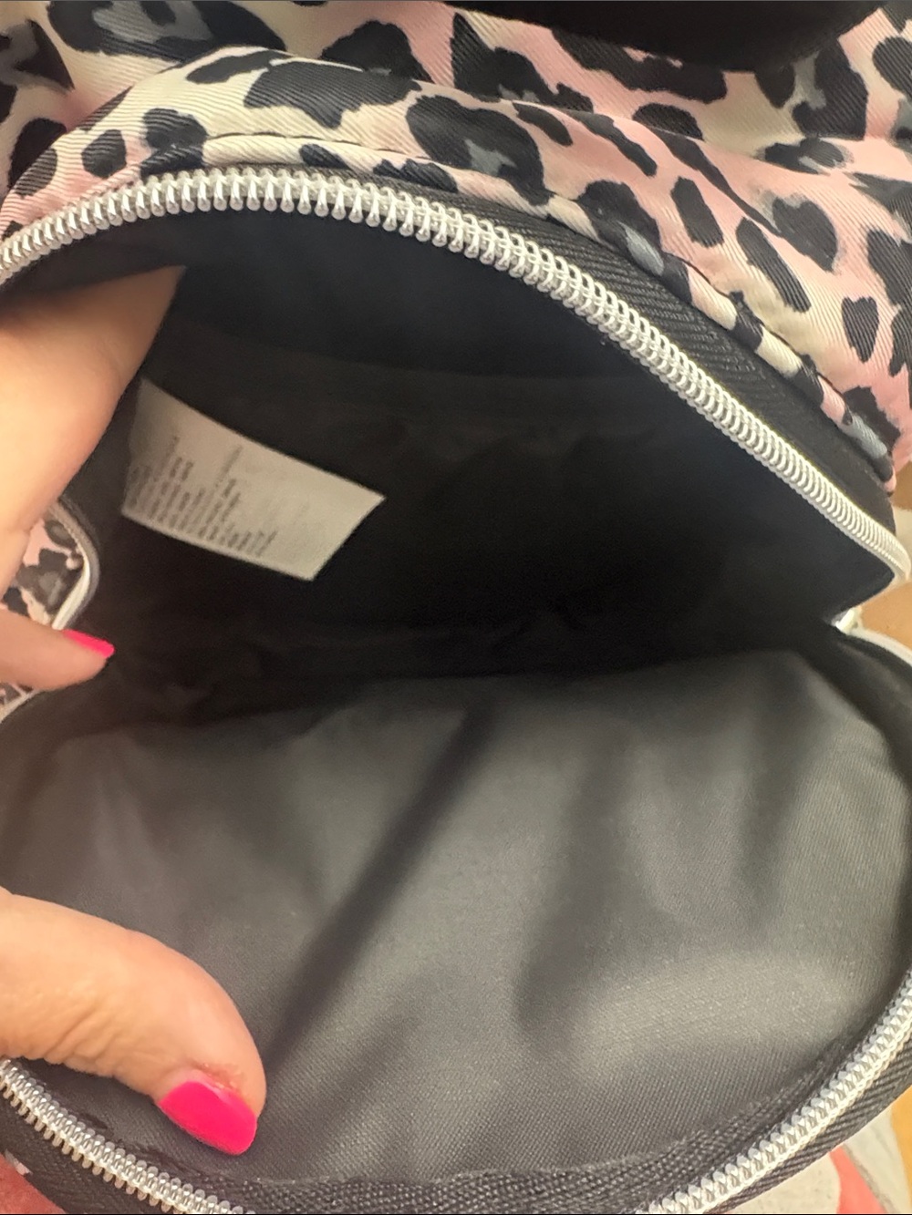HURLEY Mini Leopard Print Backpack - Pink & Black. New with tags. - Picture 6 of 7